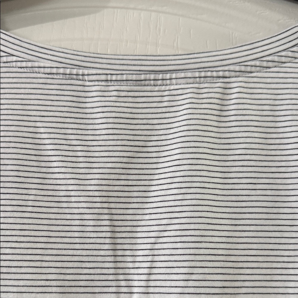 Athleta White with Gray Striped V-Neck Long Sleeve Top‎ XL - Picture 6 of 6